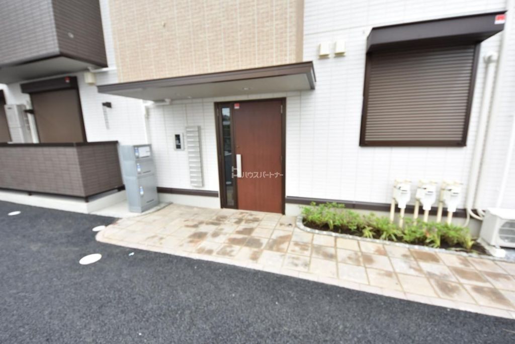 エントランス　エントランス