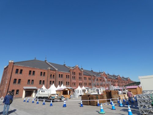 ショッピングセンター　横浜赤レンガ倉庫（ショッピングセンター）まで992m