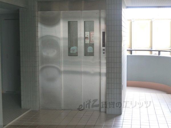 その他　エレベーター