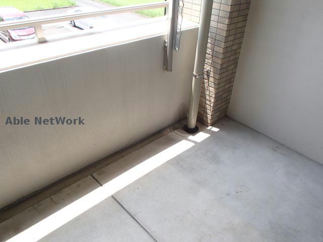 バルコニー　同建物別部屋です