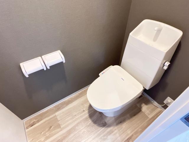 トイレ　シャワー付トイレ