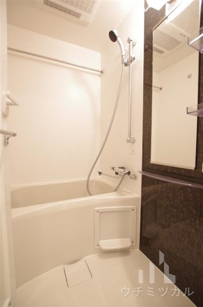 バス・シャワールーム　風呂