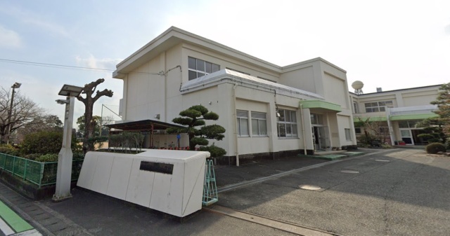 小学校　浜松市立新原小学校（小学校）まで1000m