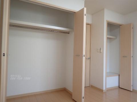 収納　クローゼット