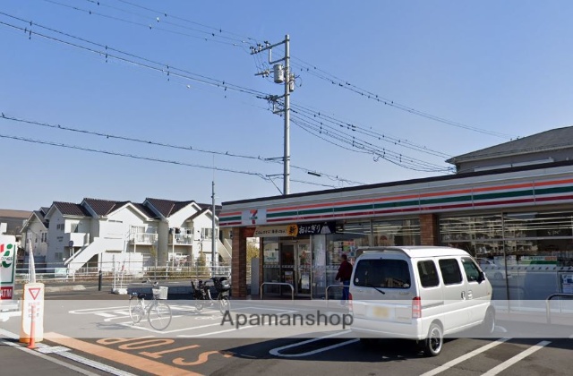コンビニ　セブンイレブン（コンビニ）まで1499m