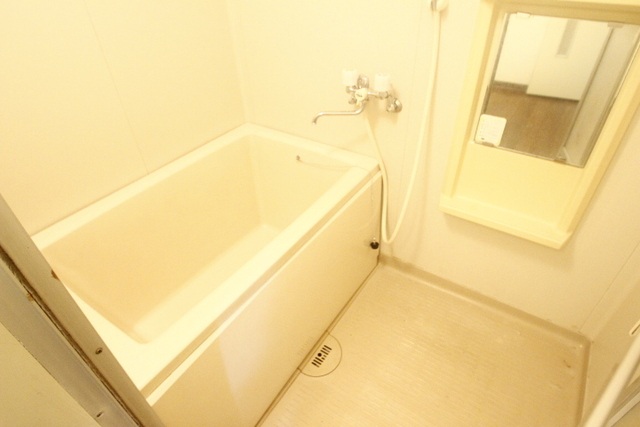 バス・シャワールーム　日々の暮らしに欠かせないお風呂です