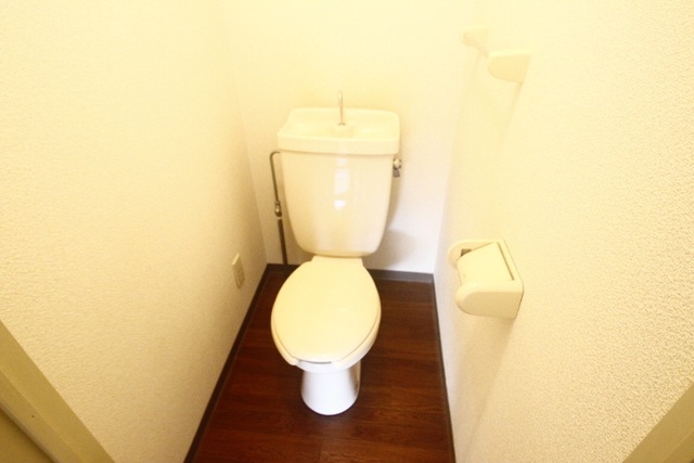 トイレ　コンパクトで使いやすいトイレです