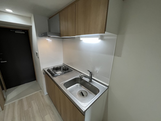 キッチン　※掲載写真は同マンション別部屋参考写真となります。