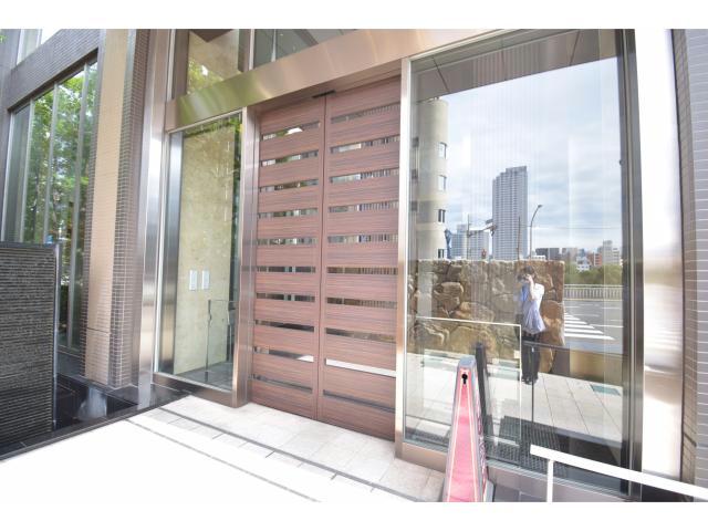 エントランス　エントランス部分