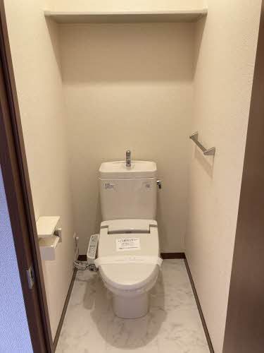 トイレ　トイレ