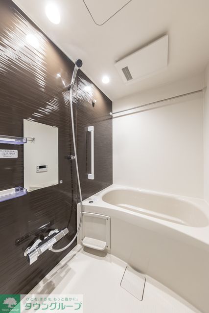 バス・シャワールーム　※写真は同タイプ住戸です。