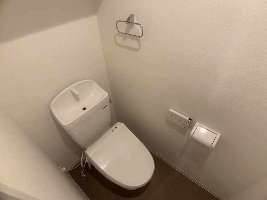 トイレ　温水洗浄便座あり！