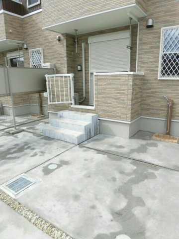 バルコニー　内装は落ち着いています