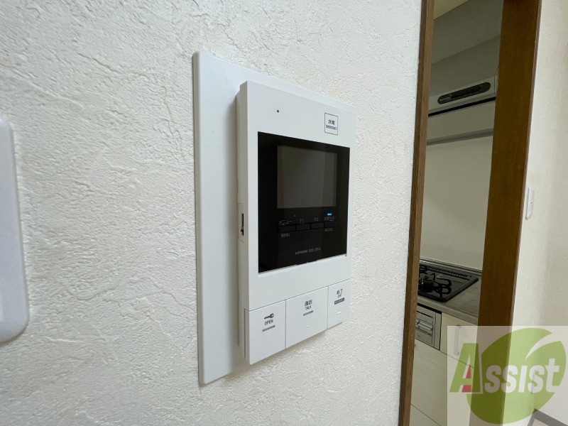 セキュリティ　ＴＶモニター付インターホンです。来客者の顔が見えるので安心！