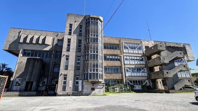 小学校　富津市立青堀小学校（小学校）まで1500m