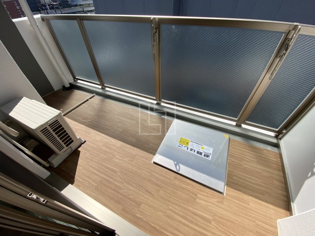 バルコニー　セレニテ難波グランデノール　バルコニー