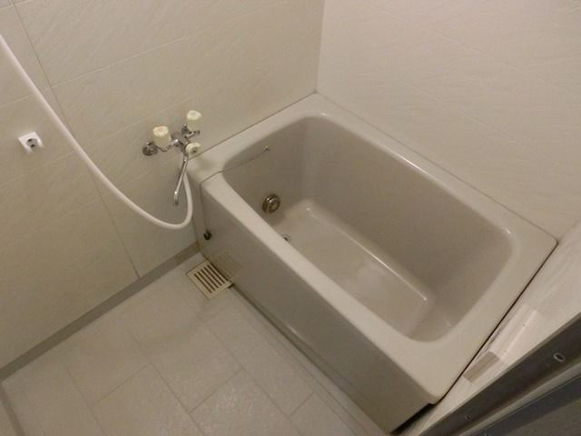 バス・シャワールーム　NULL