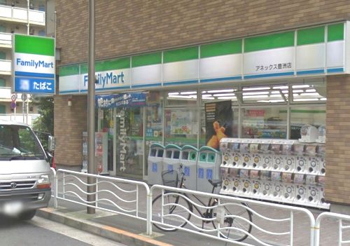 コンビニ　ファミリーマートアネックス豊洲店（コンビニ）まで738m