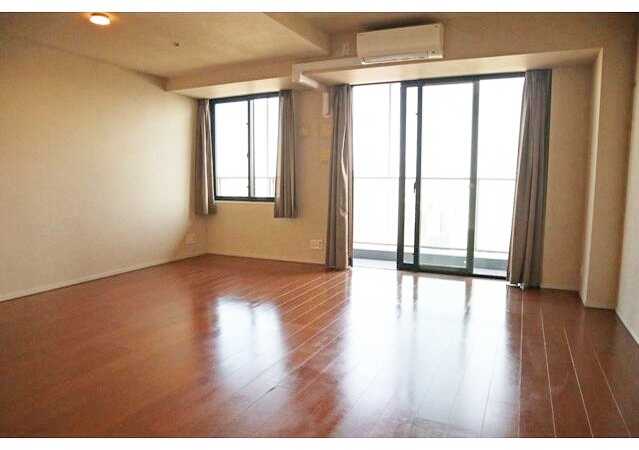 居室・リビング　開放感のあるゆったりとしたお部屋です♪