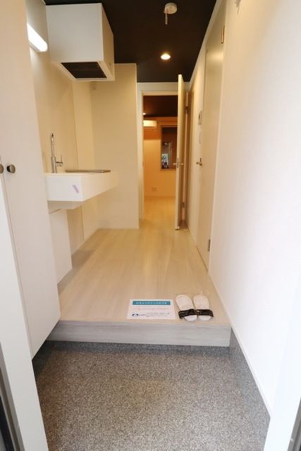 玄関　★お問い合わせはタウンハウジングまで★