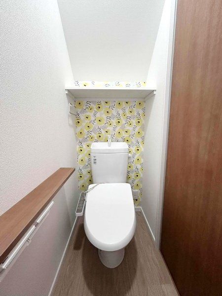 トイレ　トイレ