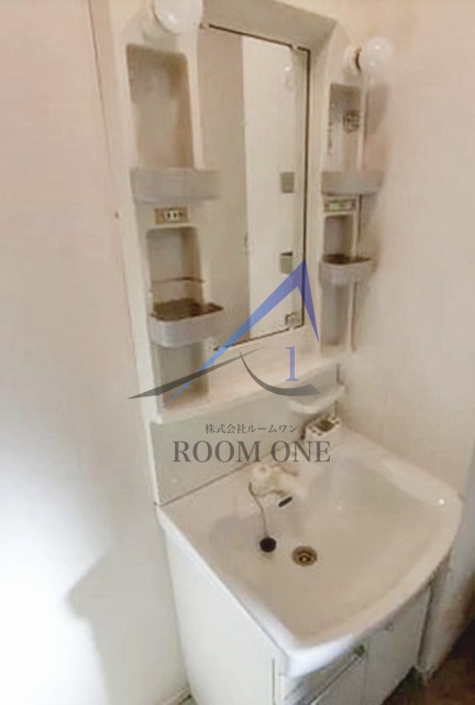 洗面設備　洗面台です。