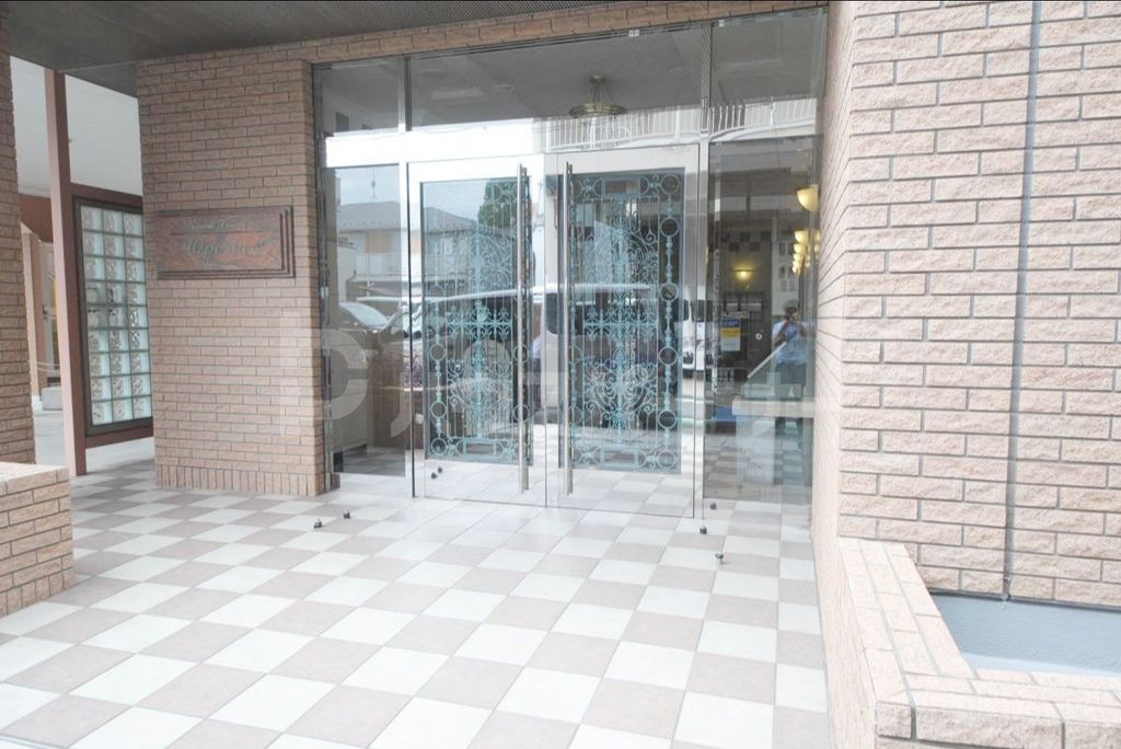 エントランス　エントランス