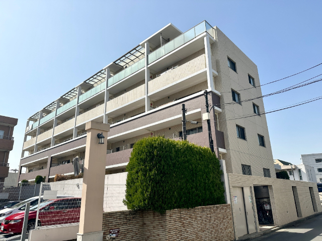 建物外観　高級感のある外観