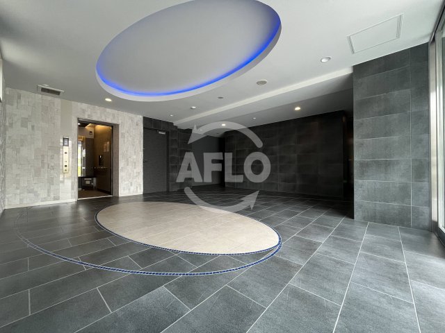 ロビー　セレニテ新大阪プリエ　ロビー