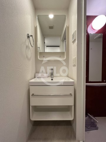 洗面設備　セレニテ新大阪プリエ　洗面台