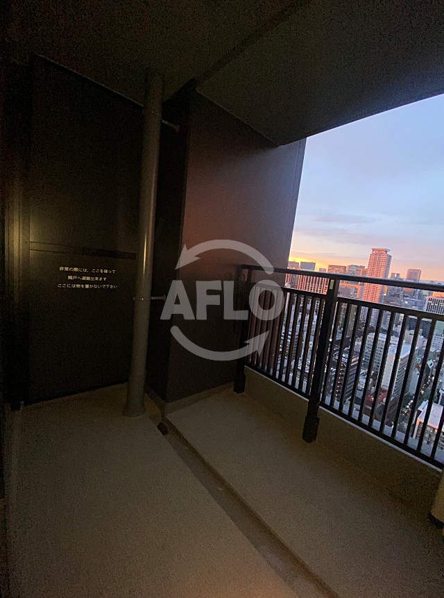 バルコニー　シティタワー大阪本町　バルコニー