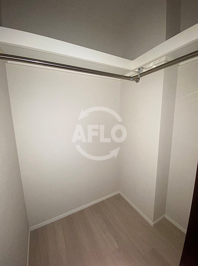 収納　シティタワー大阪本町　ウォークインクローゼット