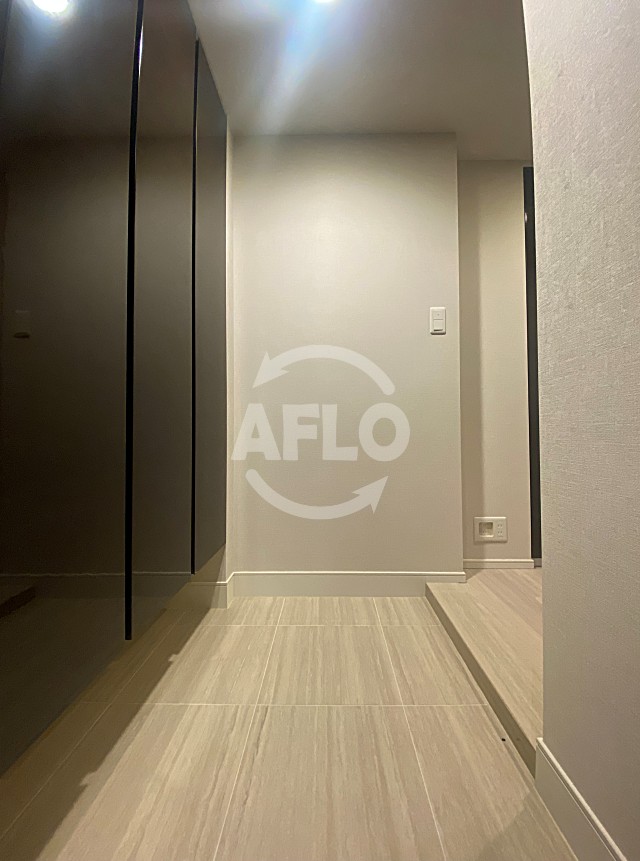 玄関　シティタワー大阪本町　玄関