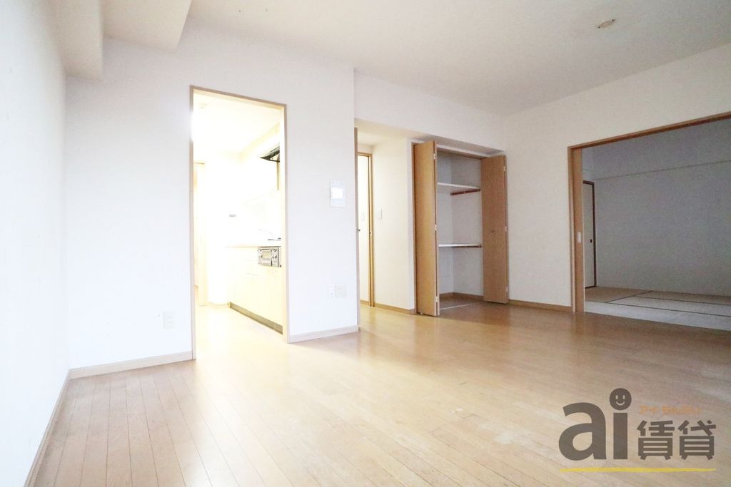 居室・リビング　※別号室写真です