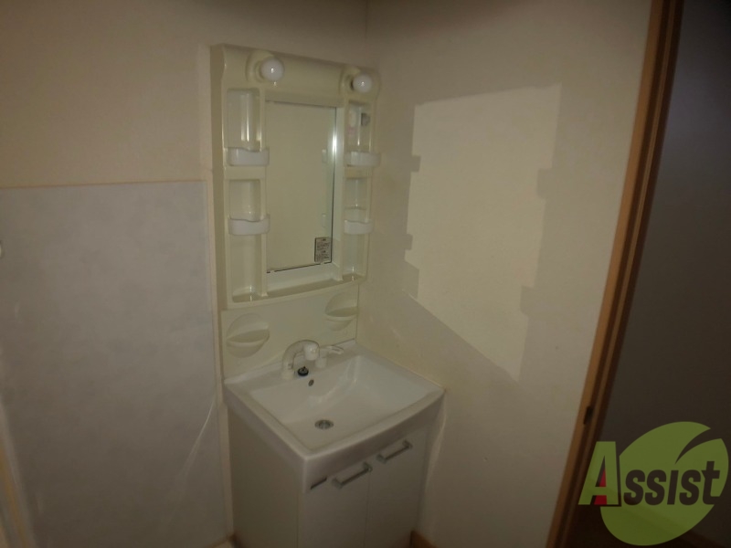 洗面設備　独立洗面台のスペースは脱衣所として利用しても問題ないですね