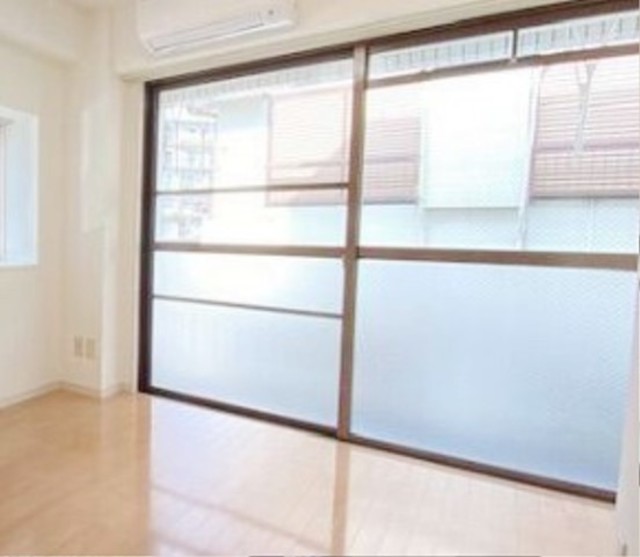 バルコニー　別部屋同仕様タイプ