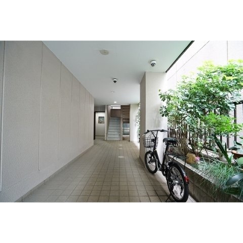 エントランス　エントランスホール