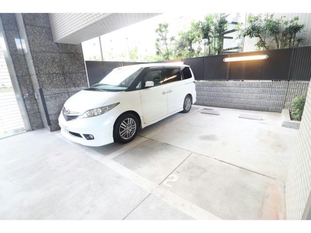 駐車場　駐車場