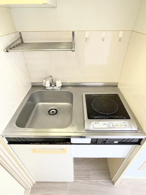 キッチン　IHクッキングヒーター