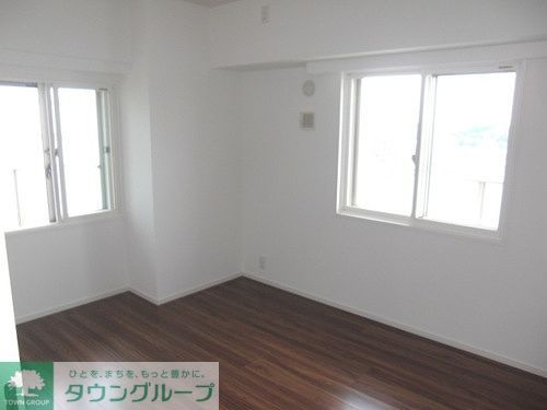 眺望　洋室　約7.1畳　※前回募集時2019年6月の写真