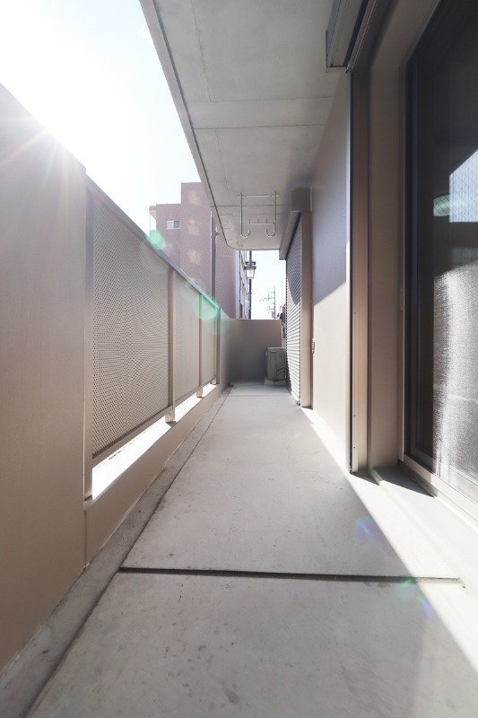 バルコニー　図面と現状に相違がある場合には現状を優先