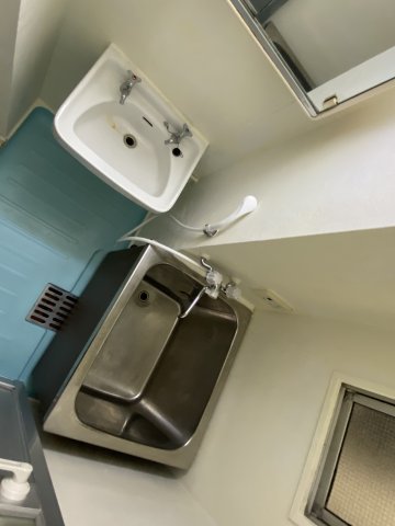 バス・シャワールーム　コンパクトで使いやすいお風呂です