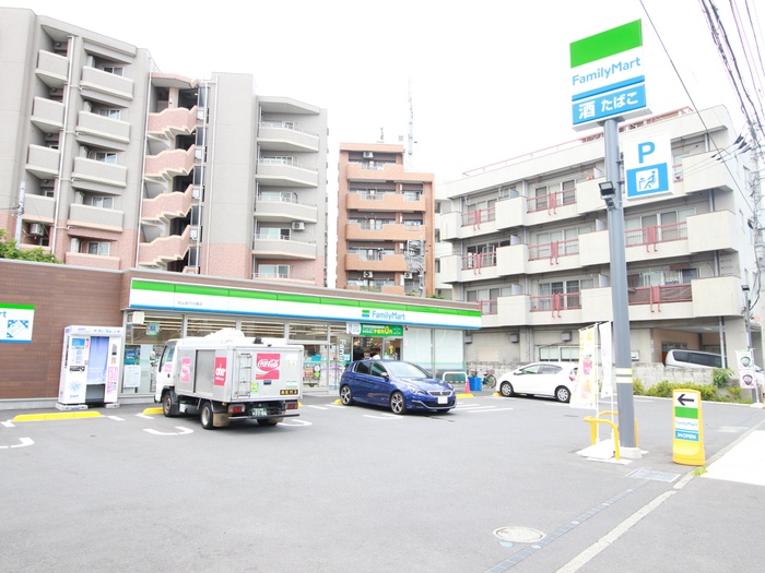 コンビニ　ファミリーマート 松山金沢文庫店（コンビニ）まで42m