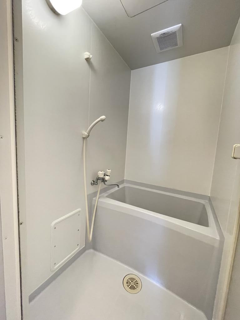 バス・シャワールーム　BT別の浴室！！