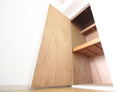 収納　※別号室の写真です