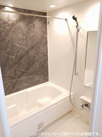 バス・シャワールーム　きれいなお風呂です