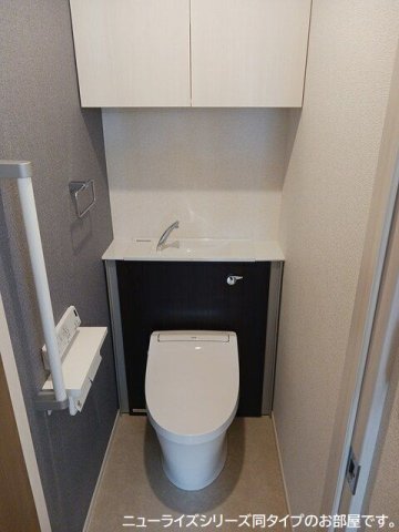 トイレ　清潔感のあるトイレです