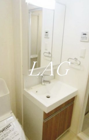 洗面設備　独立洗面台です。