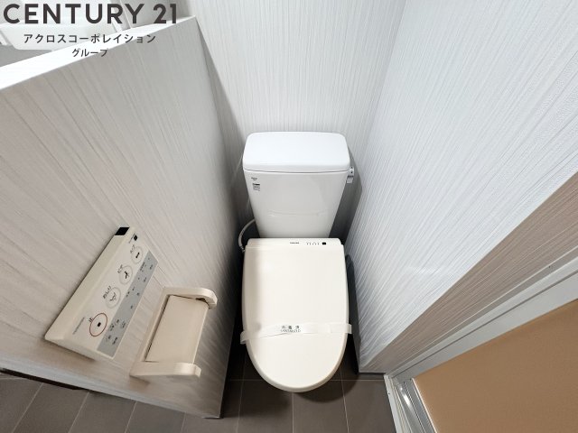 トイレ　お風呂とトイレ別です！