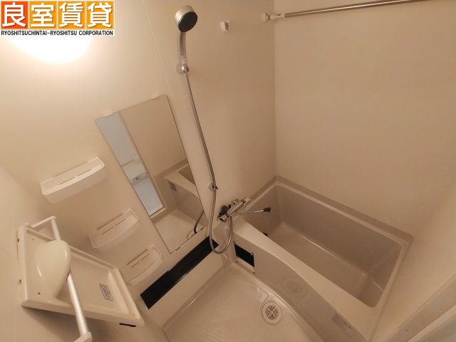 バス・シャワールーム　浴室